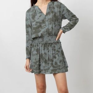 New without tags rails tie dye dress with smock waist
